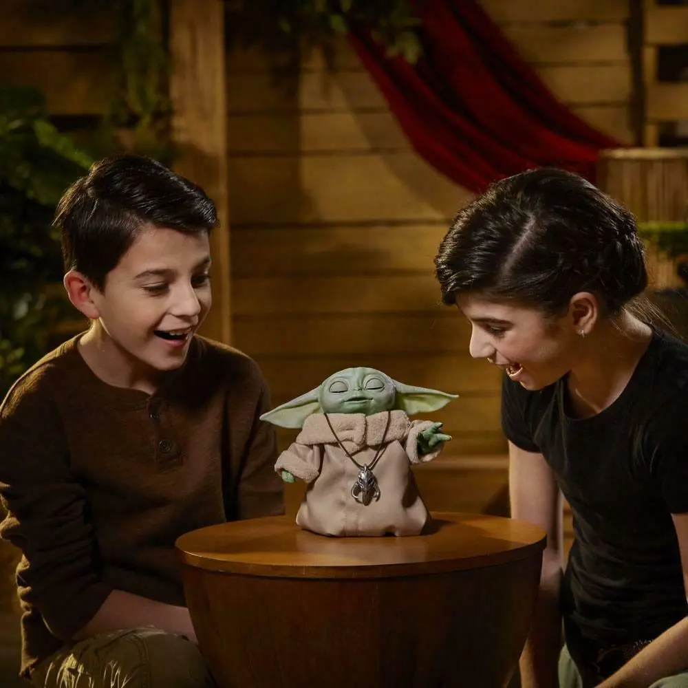 Hasbro Baby Yoda Animatronic  Star Wars Interactive Figure (4).webp