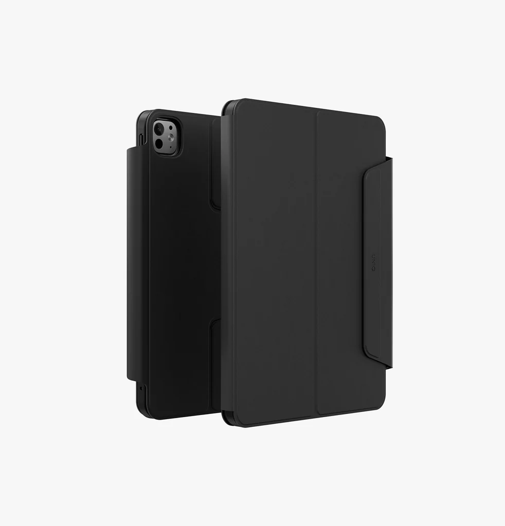 iPad Pro M4 | Protective Flip Case Black